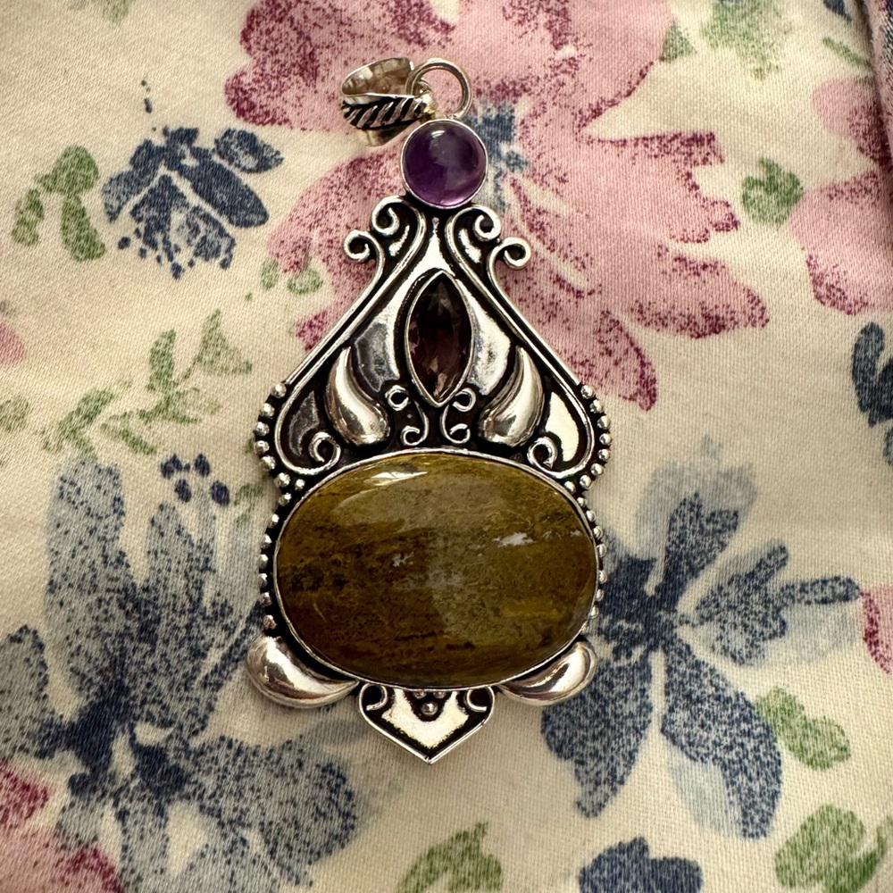Dessert Jasper and Amethyst pendant silver
